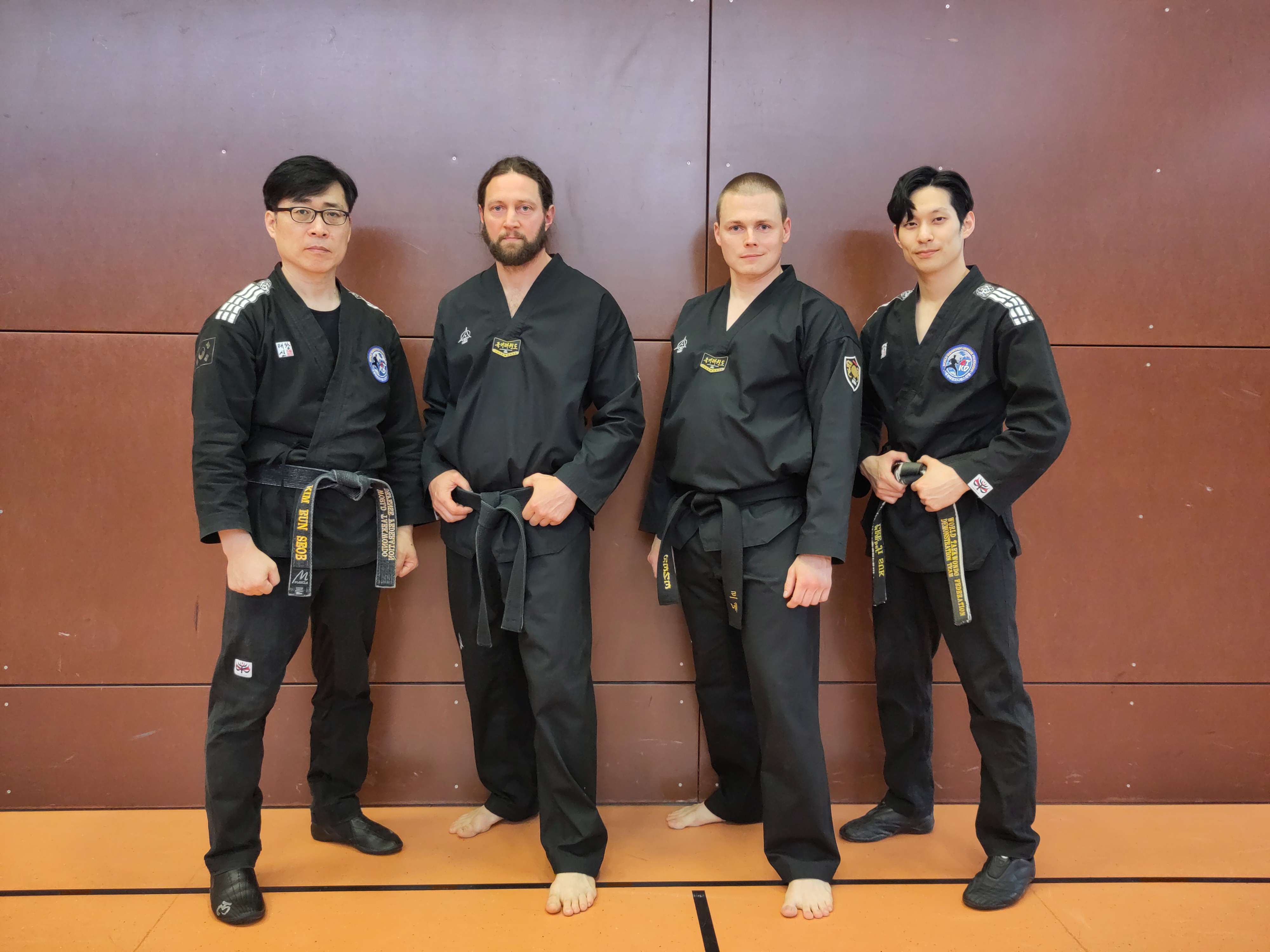 TKDD Großmeister Kim, Andreas Althaus, René Knipschild und TKDD Meister Lee (v.l.n.r; 2024) TKDD Großmeister Kim, Andreas Althaus, René Knipschild und TKDD Meister Lee (v.l.n.r; 2024)