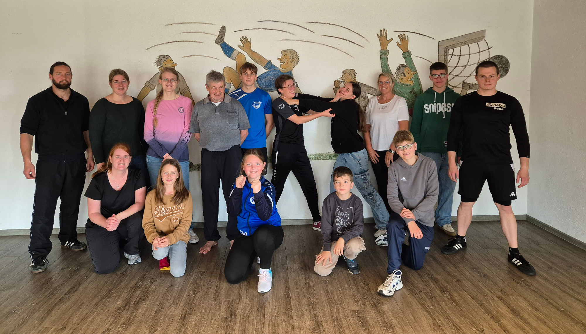 Gruppenfoto mit den Teilnehmenden in Medebach